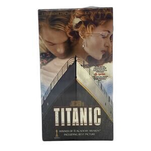 Titanic VHS 1997 2-Tape Set Paramount Digitally Mastered Stereo Best Picture